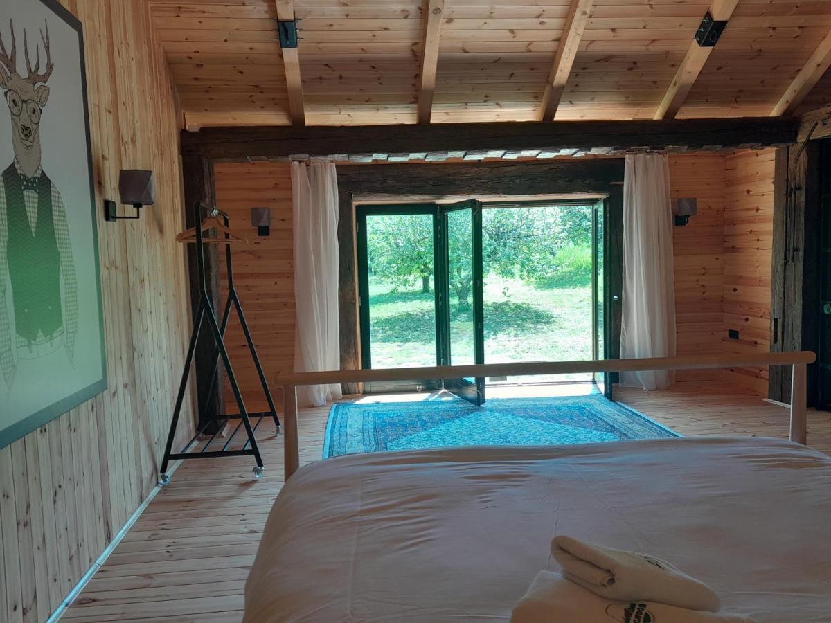 Villa Nica Wood à Sremska Kamenica Extérieur photo