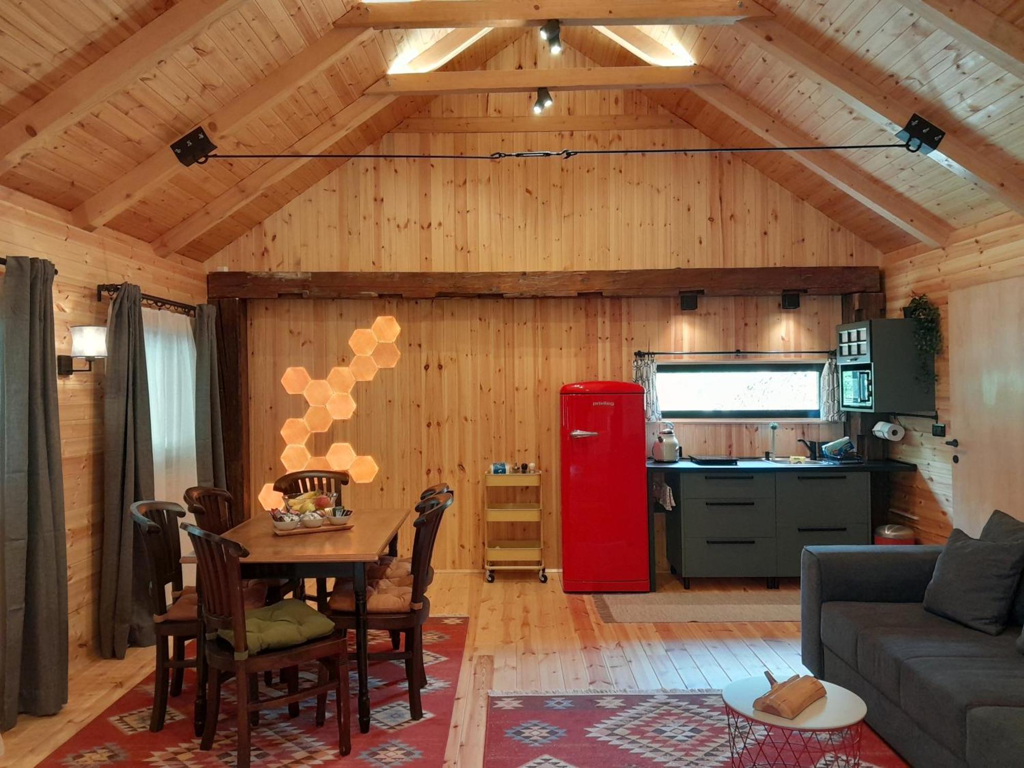 Villa Nica Wood à Sremska Kamenica Extérieur photo